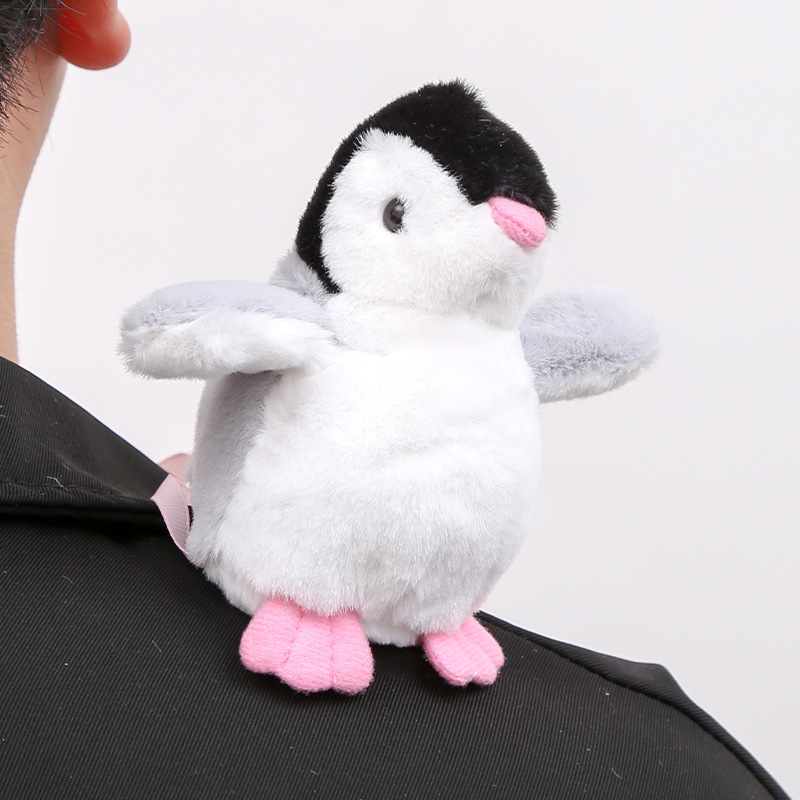 Pinguino in piedi con spalle - circa 12 cm/0,05 kg