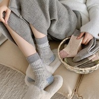 Chaussettes mi-mollet en tricot épais pour femmes, style décontracté, automne-hiver, coréen Dongdaemun, chaudes, en élasthanne/coton, usage quotidien, antidérapantes, jetables