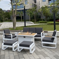 Table de foyer rectangulaire extérieure au gaz propane avec canapé en bois de teck