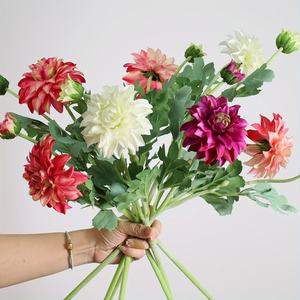 2 искусственных стебля георгина — высококачественные искусственные георгины для весны и лета, подходят для свадеб, выпускных вечеров - Product Image 4