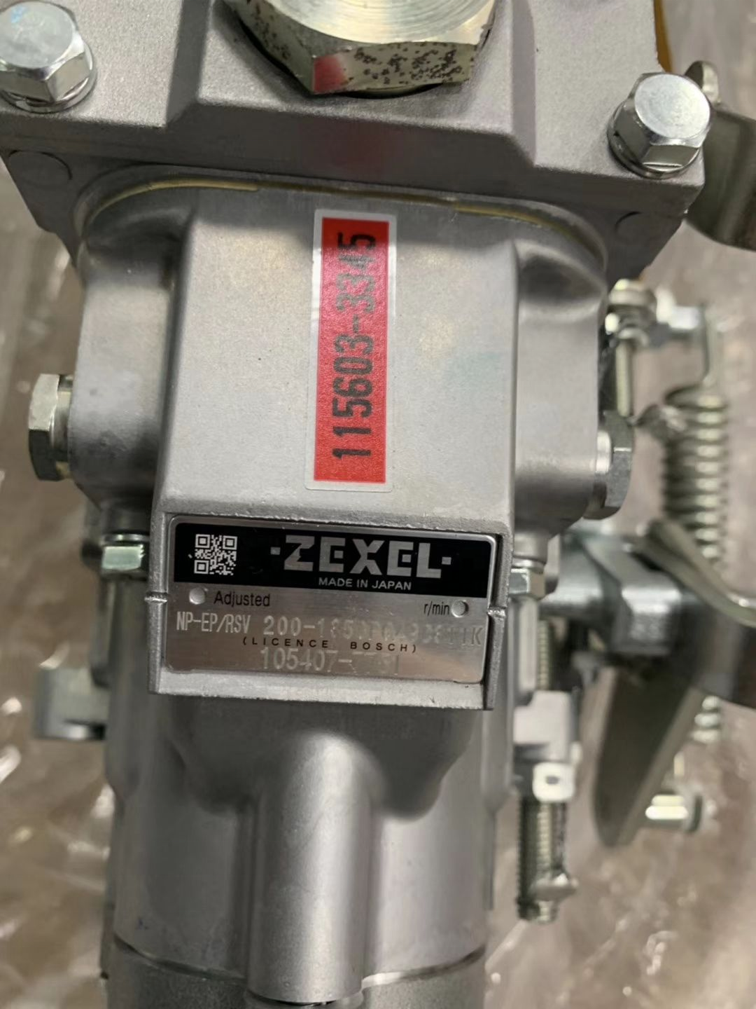 Zexel Fuel Injection Pump 104749-5482 8-97136683-2 8