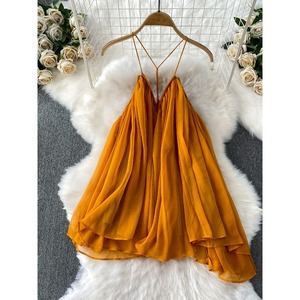 Z-1172 Ingrosso <span class=keywords><strong>Estate</strong></span> 2026 Nuova Moda Elegante Stile Resort Balneare Sexy Top Halterneck con Schiena Scoperta e Gonna Lunga Irregolare Donna S - Product Image 3