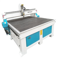 Machine de gravure sur bois CNC de taille 1325 avec contrôleur NC Studio pour la sculpture en relief sur bois massif
