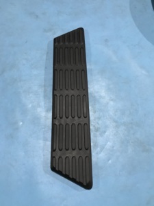 Piezas del cuerpo de la camioneta Placa de deslizamiento del parachoques trasero <span class=keywords><strong>L</strong></span> <span class=keywords><strong>R</strong></span> <span class=keywords><strong>M</strong></span> OEM 2804106P306A Adecuado para JAC T8 Repuestos KMC Accesorios - Product Image 2
