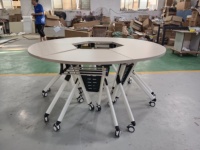 Table de formation pliante moderne pour la conférence de bureau et la salle de classe Design peu encombrant