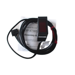 Sensor láser de triangulación clase 1 LV-S63 para detección de desalineación - Product Image 2
