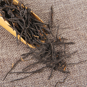 Té Dianhong <span class=keywords><strong>de</strong></span> Yunnan Fengqing con Aroma a <span class=keywords><strong>Miel</strong></span>, Aromas <span class=keywords><strong>de</strong></span> Frutas y <span class=keywords><strong>Flores</strong></span>, Té Artesanal <span class=keywords><strong>de</strong></span> Árboles Antiguos, 500g al por Mayor - Product Image 3