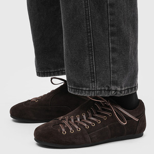 Chaussures de course rétro à lacets de style football, à bout rond, pour hommes, idéales pour une utilisation décontractée au printemps et en automne, chaussures de marche. - Product Image 5