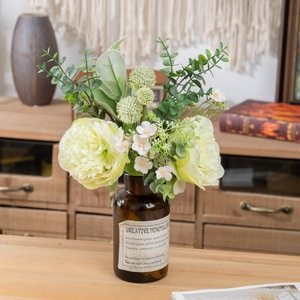 CallaFloral Ramo de Flores Artificiales de Peonía con Eucalipto y Margarita para Decoración del Hogar y Bodas CF01177 - Product Image 1