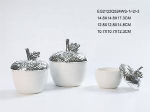 Tarros de cerámica para dulces de Navidad, tarro de almacenamiento creativo de cerámica para galletas familiares - Product Image 4