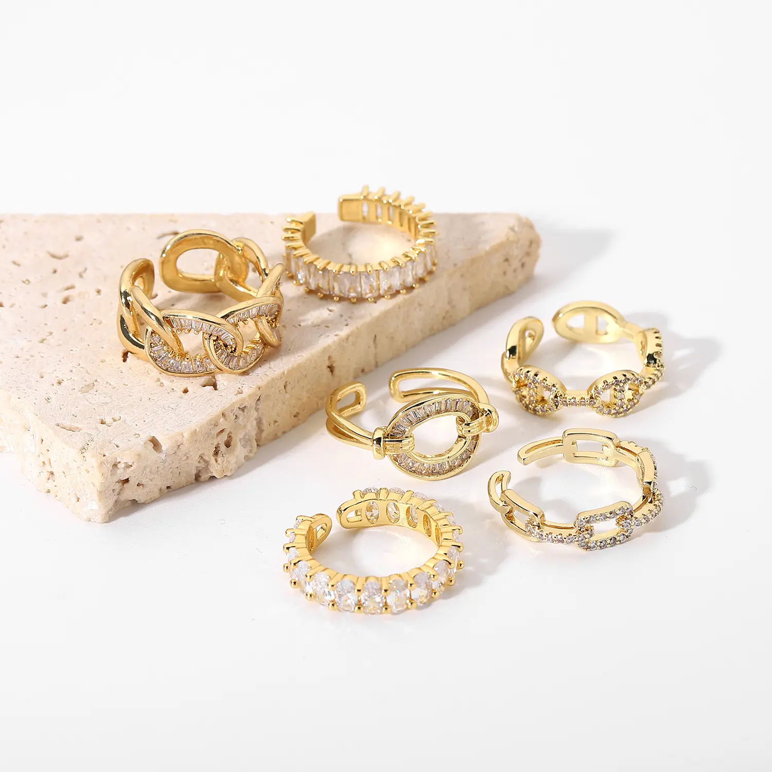 Bijoux en acier inoxydable plaqué or 18 carats à la mode anneaux réglables étanches pour femmes Style classique pour les cadeaux de fêtes