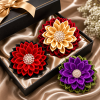 Broche Fleurie Personnalisée en Alliage pour Femme, Faite à la Main, Couleurs Variées, Idéale pour Cadeau ou Accessoire de Soirée, Prix Usine, Vente en Gros