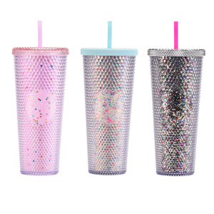Nouveau gobelet de 24 oz avec paille et couvercle bouteille d'eau en vrac café glacé tasse de voyage tasse tasses en plastique réutilisables pour les fêtes anniversaires - Product Image 1