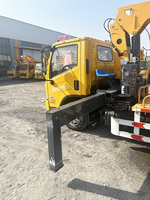 Grue montée sur camion Foton personnalisée de 6,3 tonnes à bras télescopique avec télécommande, pompe de boîte de vitesses et engrenages, hauteur de levage de 15 m, Chine