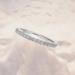 Cadermay D-Farbe Moissanit-Diamant 1,8 mm 925 Sterling-Silberring Stern-Fingerring täglicher Gebrauch Halbe Ewigkeit Diamantsring