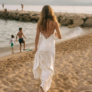 ชุดวันหยุดไทย, นางฟ้าชายหาด, ชุดชายหาด, ถ่ายภาพ, เปลือยหลัง, mopping, White Slit, ชุดยาวไหลลื่น, Super Fairy - Product Image 1