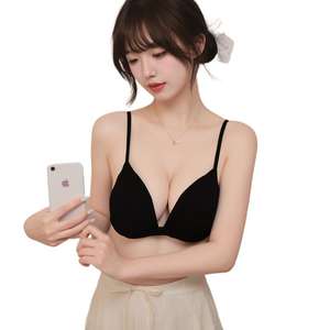 新款大码吊带衫胸垫黑色肩带无痕聚拢舒适文胸薄型模杯透气内衣 - Product Image 1