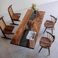 Table de rivière en résine d'art en noyer au design moderne glamour Structure en bois massif Salle à manger époxy transparente pour l'extérieur assemblée