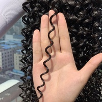 Entrepôt américain Paquet de cheveux alignés avec cuticules vierges Armure de cheveux humains de vison Vague bouclée Vente en gros de cheveux humains vierges brésiliens bruts Vedor