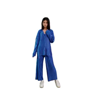 OEM/Miyake Customised Solid Colour Pajamas Women's Nightwear Set Casual Woven Pleated Women's Shirt Set