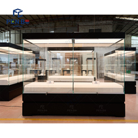 Vitrine de présentation de bijoux minimalistes pour musée, présentoirs d'exposition pour musée