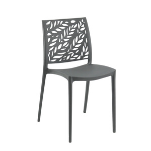 Chaises de salle à manger nordiques en gros à prix abordable, chaises d'appoint modernes en plastique noir pour l'extérieur, chaises d'école - Product Image 1