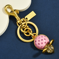 Porte-clés souris mignon, breloque en métal animal de dessin animé, pendentif pour clés de voiture, sac, ornement, petit cadeau raffiné pour femmes et filles
