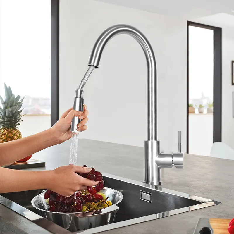 China modern commercial chrome luxury water brush sink stainless steel pull out spray faucet kitchen mixer tap