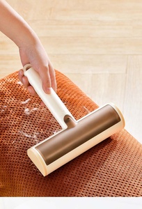 Spazzola e Rullo Rimuovi Peli Riutilizzabile in ABS e Silicone, Autopulente, per Cani e Gatti - Product Image 4