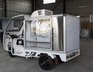 Triciclo de cerveza artesanal Refrigerado y mantenimiento fresco Cerveza recién elaborada Triciclo eléctrico Camión de cerveza móvil - Product Image 4