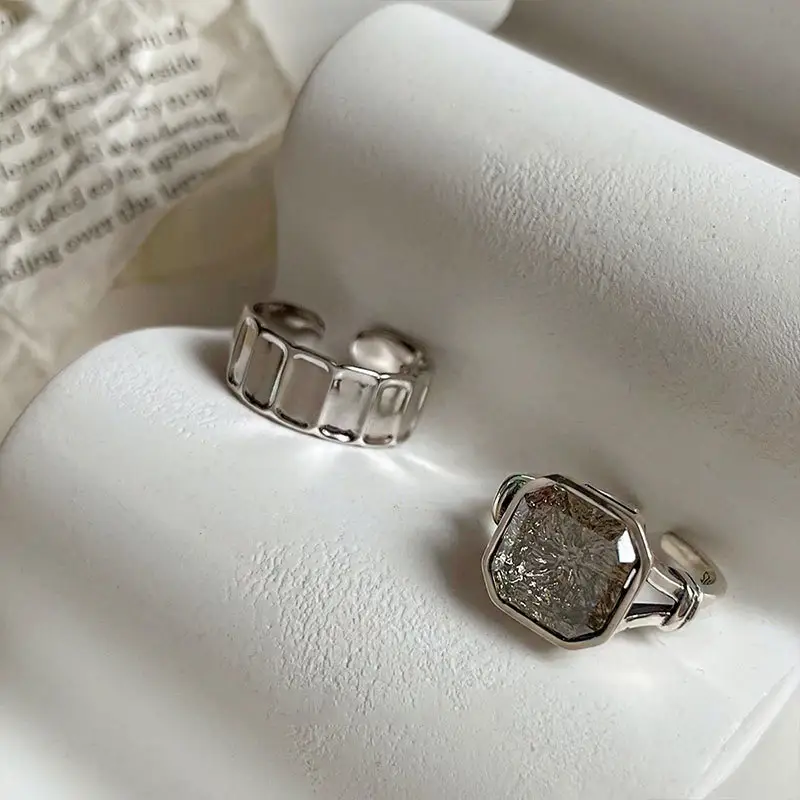 Cincin berlapis perak, zirkon kotak baru zirkon es perak batu permata Multi, perhiasan cincin mode unik untuk pria wanita