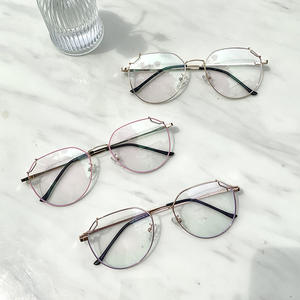 Elegantes Monturas de Gafas Irregulares para Mujer, Montura Completa de Acero Inoxidable, Protección UV, Lentes con Filtro de Luz Azul, Modelo Y2-18001 - Product Image 4