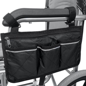 Sac latéral de chaise de plage pour fauteuil roulant en gros, avec bande réfléchissante, fixation murale, en tissu non tissé, double niveau, rangement amovible - Product Image 1