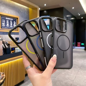 Coque de téléphone magnétique en PC et TPU avec impression soyeuse pour iPhone 17 16 15 14 <span class=keywords><strong>13</strong></span> et Redmi 15C 13C, translucide et antidérapante - Product Image 2