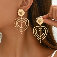 Ohrringe - Damen Herzförmige Geometrische Mehrschichtige Hochwertige Design-Ohrstecker - Vielseitiges Ohr-Accessoire