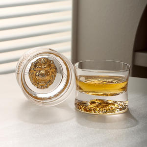 Personalizado sin plomo hecho a mano americano pequeño elegante creativo oro Fondo León whisky vidrio negocios regalo cristal - Product Image 2