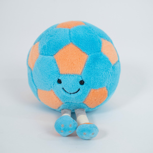 Peluche de football mignonne avec un visage souriant adorable et de petites jambes, cinq couleurs tendance, douce pour les enfants, cadeau sur le thème du sport - Product Image 4