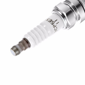 Venta Autorizada de Autopartes: Bujías Originales de Cobre-Níquel 7810 BCP5ES-11, Paquete de 1, Alta Calidad Q16TT, Gran Oferta - Product Image 5