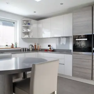 Espana blanco moderno laca MDF Modular gabinete de cocina de encargo y otros muebles de cocina para toda la casa de personalización