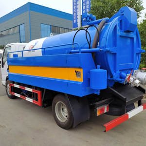Camión Isuzu 4x2 con Tanque de Succión y Limpieza de Alcantarillado de 5000L/5 Toneladas para Dragado de Tuberías - Product Image 4