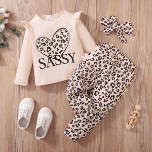 Conjunto de Ropa para Bebé Recién Nacida, 3 Piezas: Top de Manga Larga de Algodón Orgánico con Spandex + Pantalones Estampados + Diadema - Product Image 3