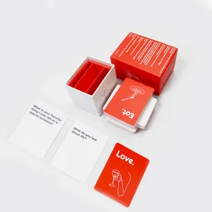 Tarjetas de juego familiares para parejas personalizadas de fábrica, papel de impresión holográfico, juego de cartas para parejas de 3 pilas con tapa y caja base
