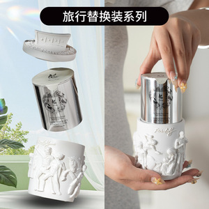 Canderful Arc De Triomphe Relief Resin Scented Candle Cylinder Aromatherapy Wedding Gift - Product Image 3