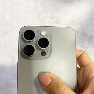 ขายส่งโทรศัพท์มือถือมือสอง <span class=keywords><strong>iPhone</strong></span> 15 <span class=keywords><strong>Pro</strong></span> 5G ปลดล็อคทั่วโลก ราคาถูก สภาพเยี่ยม A+ ความจุ 128GB/<span class=keywords><strong>256GB</strong></span> ราคาถูกที่สุดในสหรัฐอเมริกา - Product Image 4