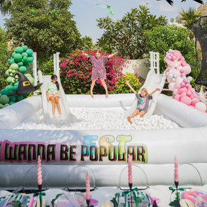 <span class=keywords><strong>Piscine</strong></span> à balles gonflable <span class=keywords><strong>pour</strong></span> enfants <span class=keywords><strong>avec</strong></span> toboggan Fosses à balles blanches Jeux gonflables <span class=keywords><strong>pour</strong></span> enfants Jeu doux <span class=keywords><strong>pour</strong></span> tout-petits - Product Image 1