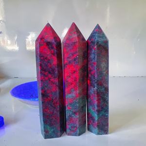 Torre de Cristal de Piedra Natural Pulida de Estilo Bohemio con Rubí en Punta de Cianita para Decoración del Hogar Única y Regalos Navideños - Product Image 5