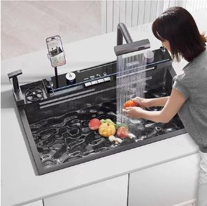 Robinet multifonctionnel populaire sur TikTok avec <span class=keywords><strong>support</strong></span> pour téléphone, nouveau style, quatre fonctions, en laiton, avec douchette extractible et cascade pour évier - Product Image 5