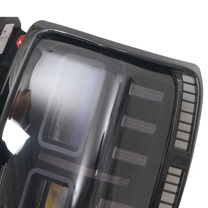 อะไหล่รถยนต์ อุปกรณ์ตกแต่งภายนอก ไฟท้ายรถยนต์แบบแคบ ไฟท้าย LED สำหรับ PAJERO V33 V43 V55 1991-1999 MONTERO - Product Image 3