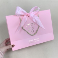 Sacs en papier personnalisés de luxe avec poignée imprimée pour vêtements, bijoux, cadeaux, emballage de vêtements, avec logo – Vente en gros