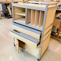 Meuble de rangement mobile en profilé aluminium et contreplaqué de bouleau avec roulettes